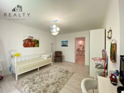 Продаж двоповерхового будинку з гаражем фото 13 Продаж двоповерхового будинку з гаражем фото 13