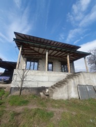 Будинок на Запоріжжі Лівому біля 85го ліцею фото 1 Будинок на Запоріжжі Лівому біля 85го ліцею фото 1