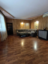 Продається будинок Дніпропетровська, Кам'янське, Кам'янське, центр, Васильевская фото 1 Продається будинок Дніпропетровська, Кам'янське, Кам'янське, центр, Васильевская фото 1