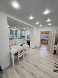 Продається будинок Дніпропетровська, Кам'янське, Кам'янське, Черемушки фото 1 Продається будинок Дніпропетровська, Кам'янське, Кам'янське, Черемушки фото 1