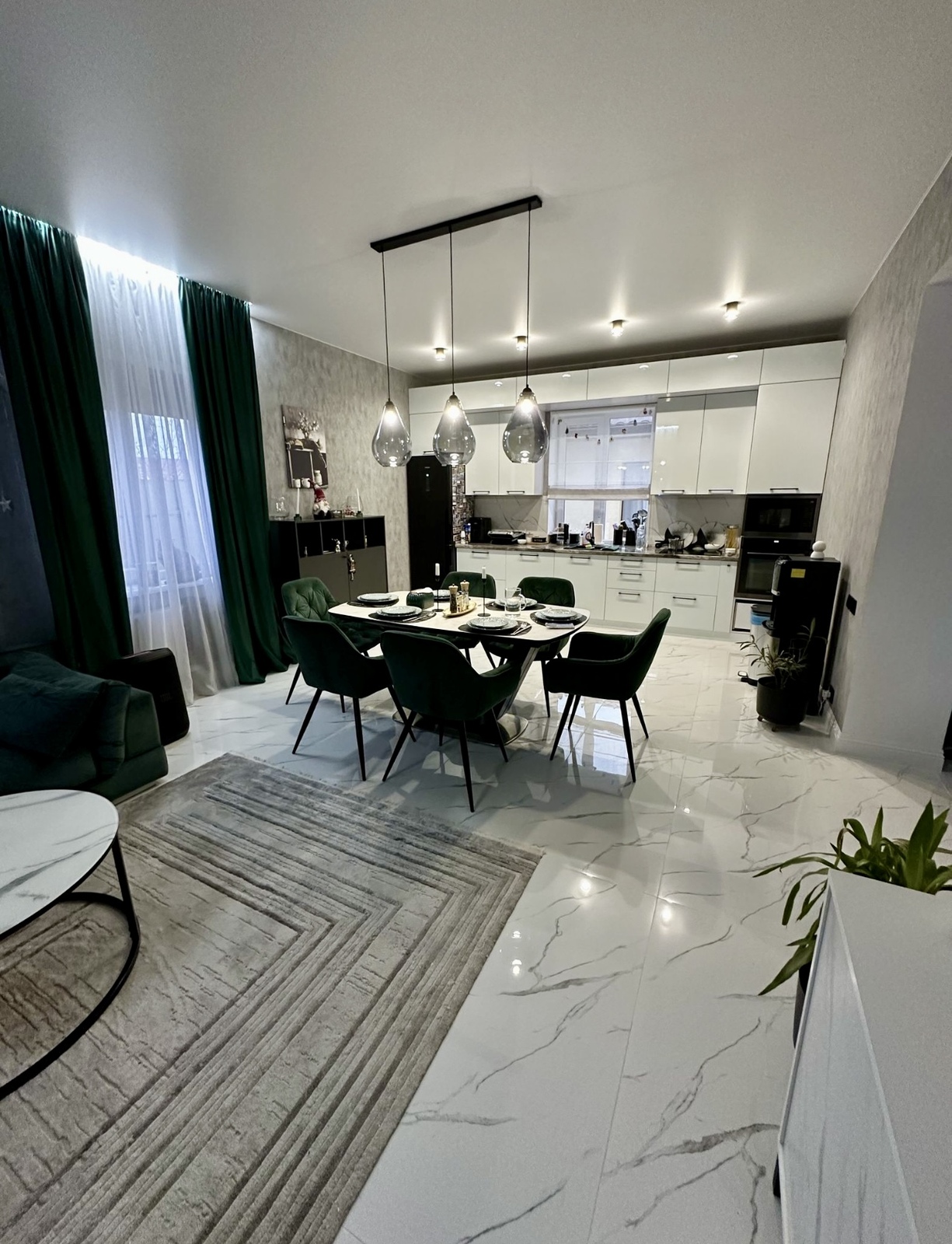 Шикарный 2 х этажный дом фото 1 Шикарный 2 х этажный дом фото 1