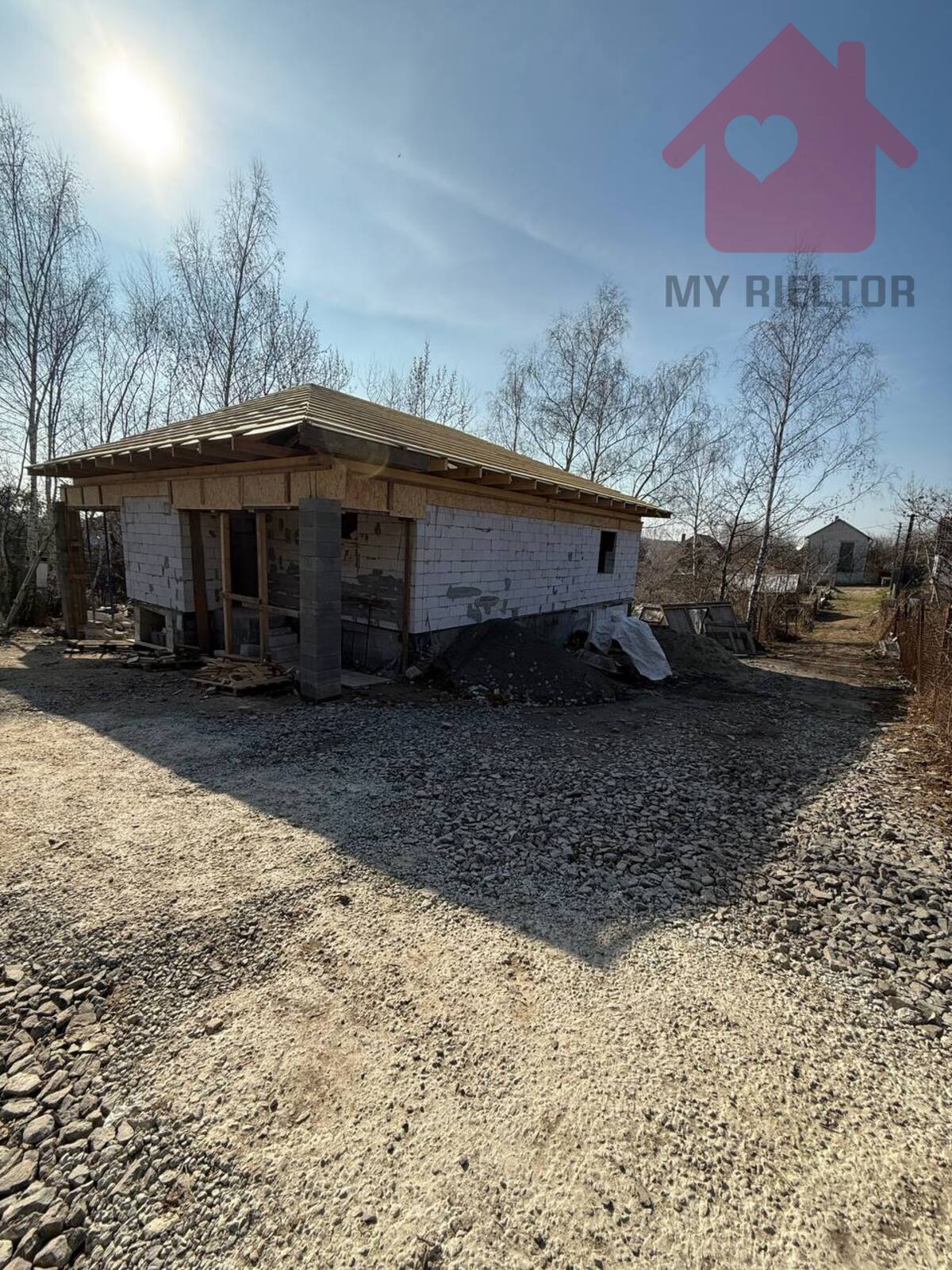 Продаж будинку на Джерельній! фото 1 Продаж будинку на Джерельній! фото 1