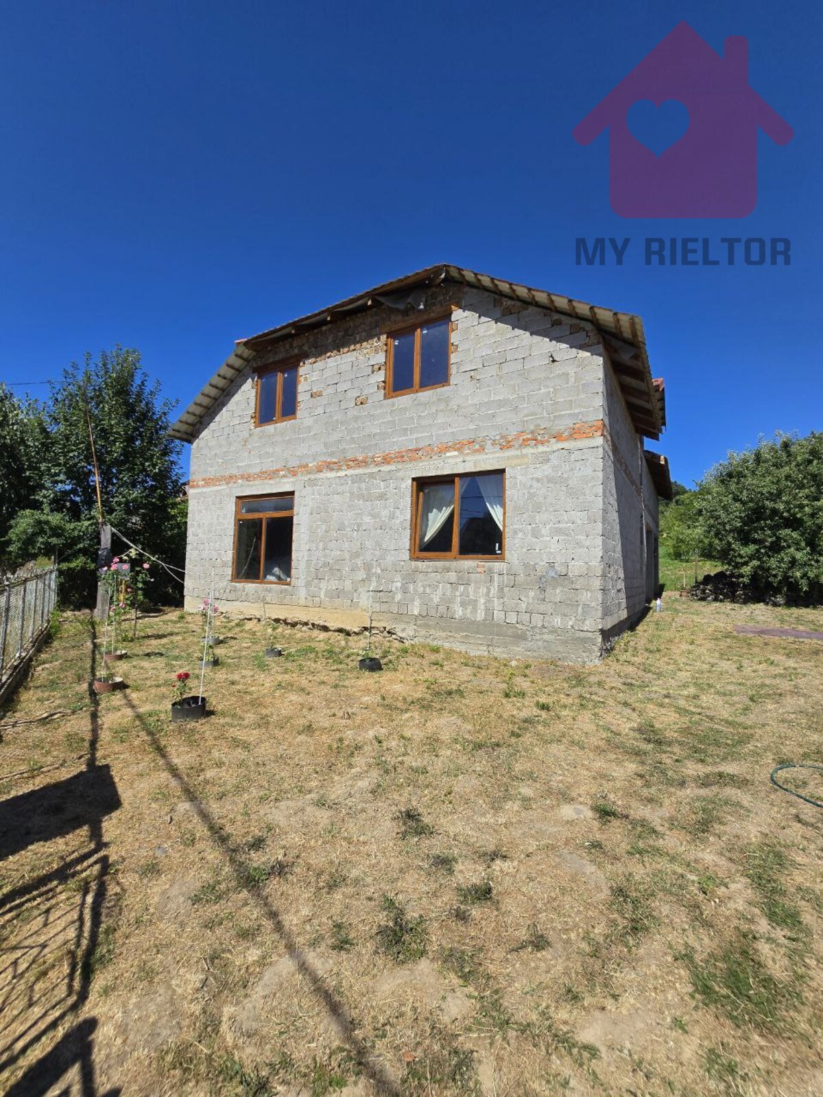 Продаж просторого будинку в с, Холмці фото 1 Продаж просторого будинку в с, Холмці фото 1