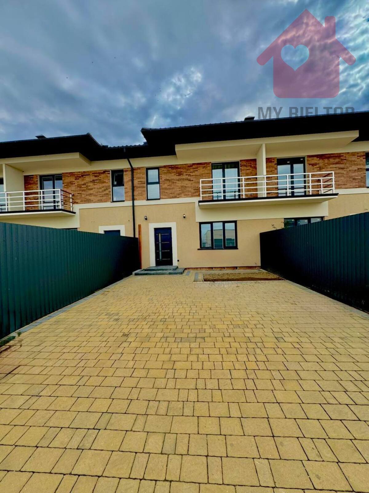 Будинок(Таунхаус) Ужгород. Сторожниця! New village! фото 1 Будинок(Таунхаус) Ужгород. Сторожниця! New village! фото 1