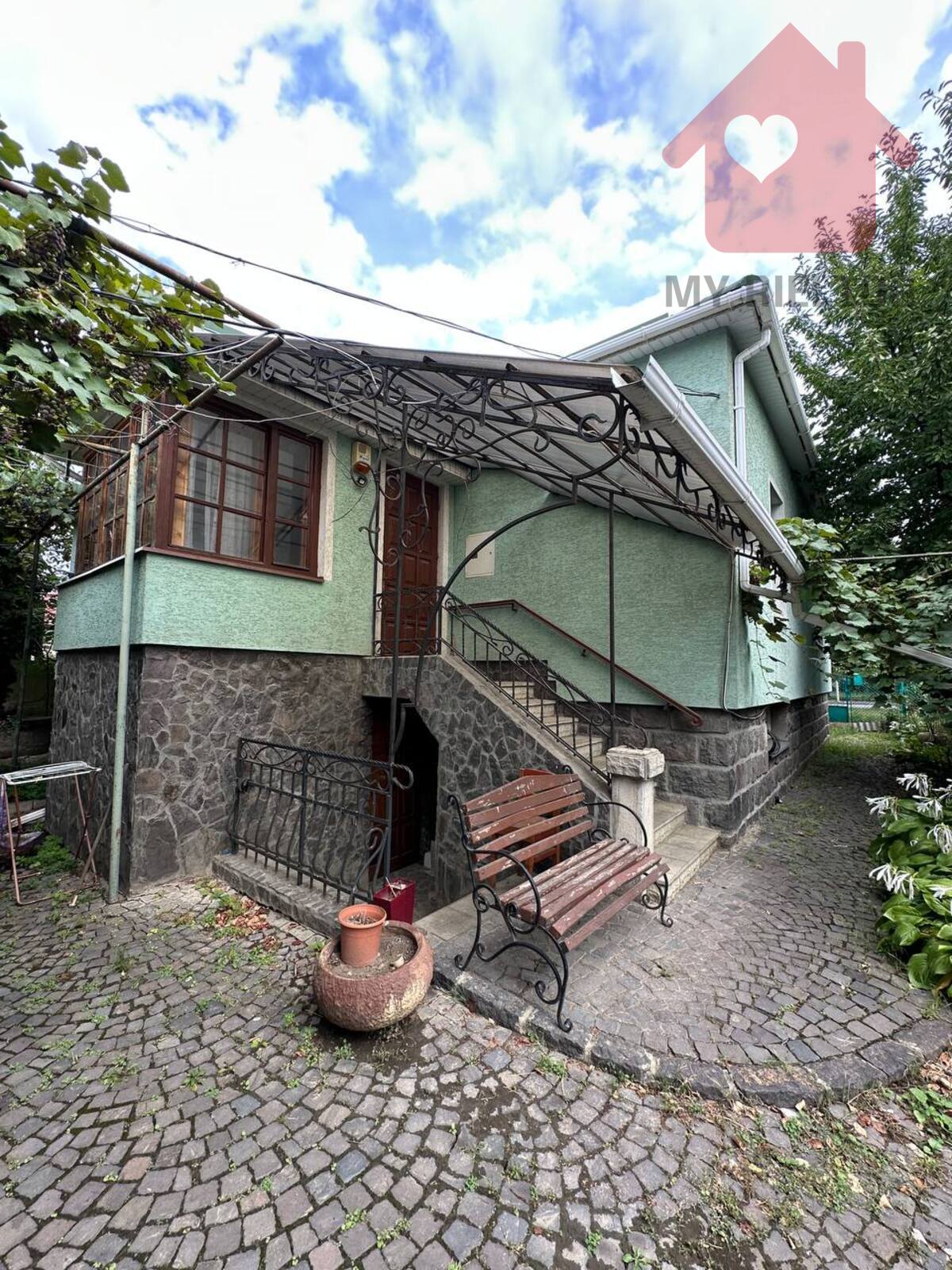 Просторий цегляний будинок можна і під комерцію! Дом - кафе! фото 1 Просторий цегляний будинок можна і під комерцію! Дом - кафе! фото 1