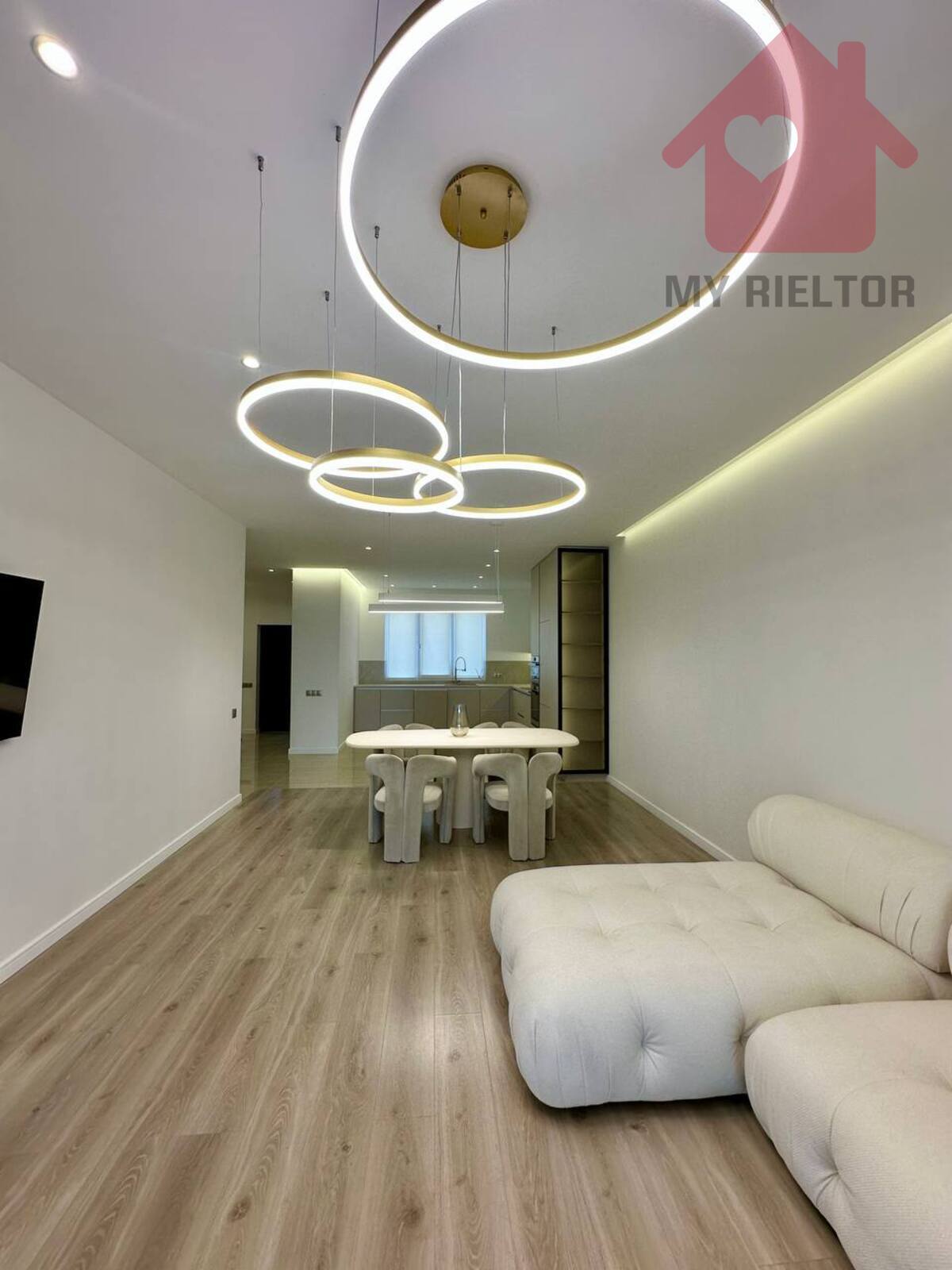 Продаж новенького сучасного таунхаусу! фото 1 Продаж новенького сучасного таунхаусу! фото 1