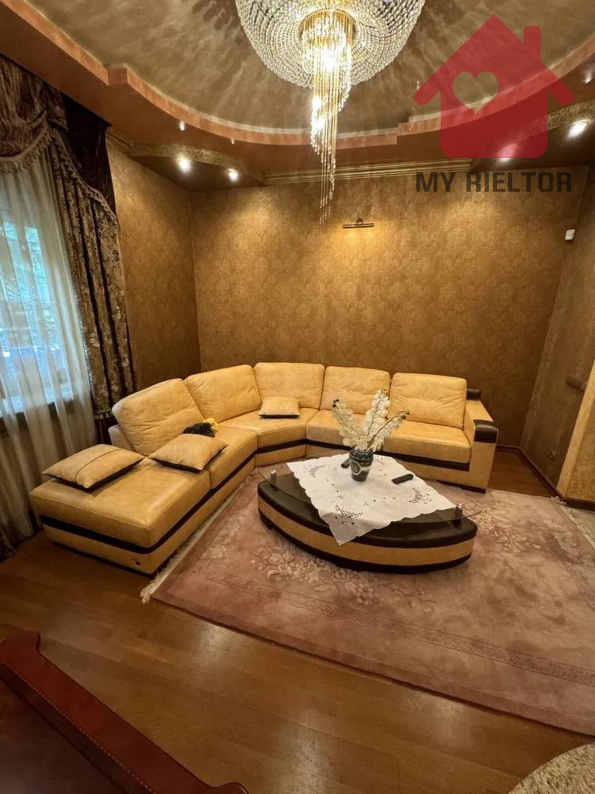 Продаж будинку в центрі міста! фото 1 Продаж будинку в центрі міста! фото 1