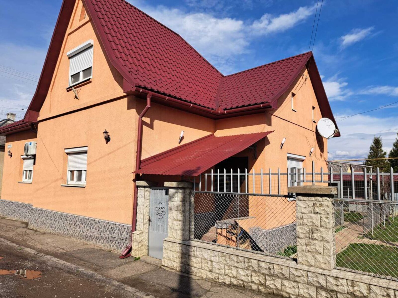 Продаж хорошого будинку. фото 1 Продаж хорошого будинку. фото 1