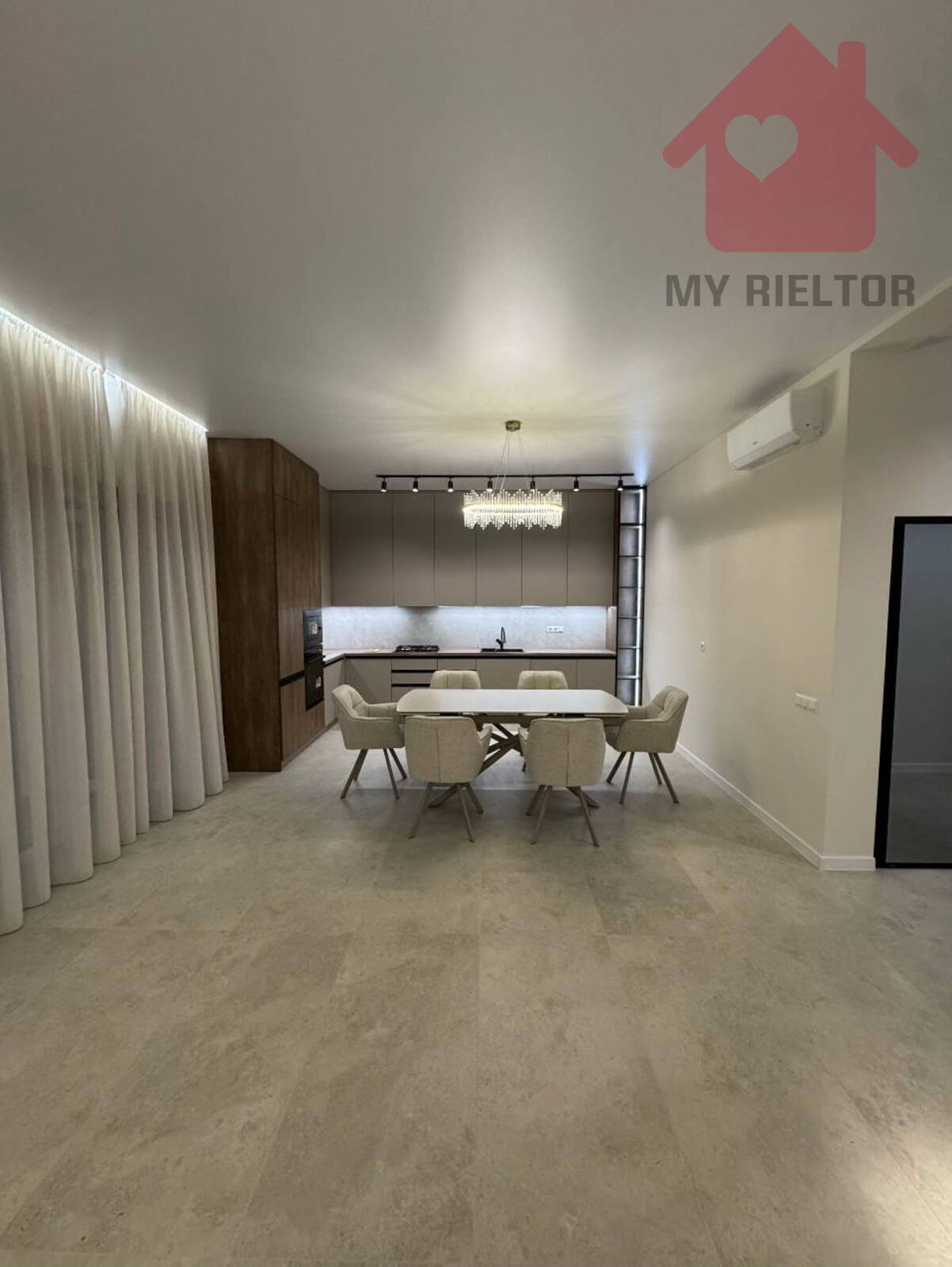 Продаж гарного будинку в Сторожниці! фото 1 Продаж гарного будинку в Сторожниці! фото 1