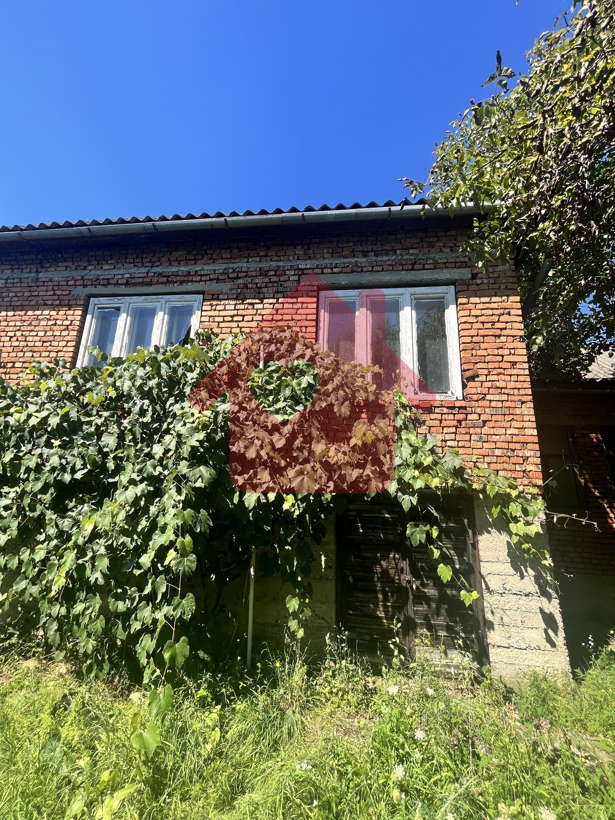 Продається будинок у тихій вуличці фото 1 Продається будинок у тихій вуличці фото 1