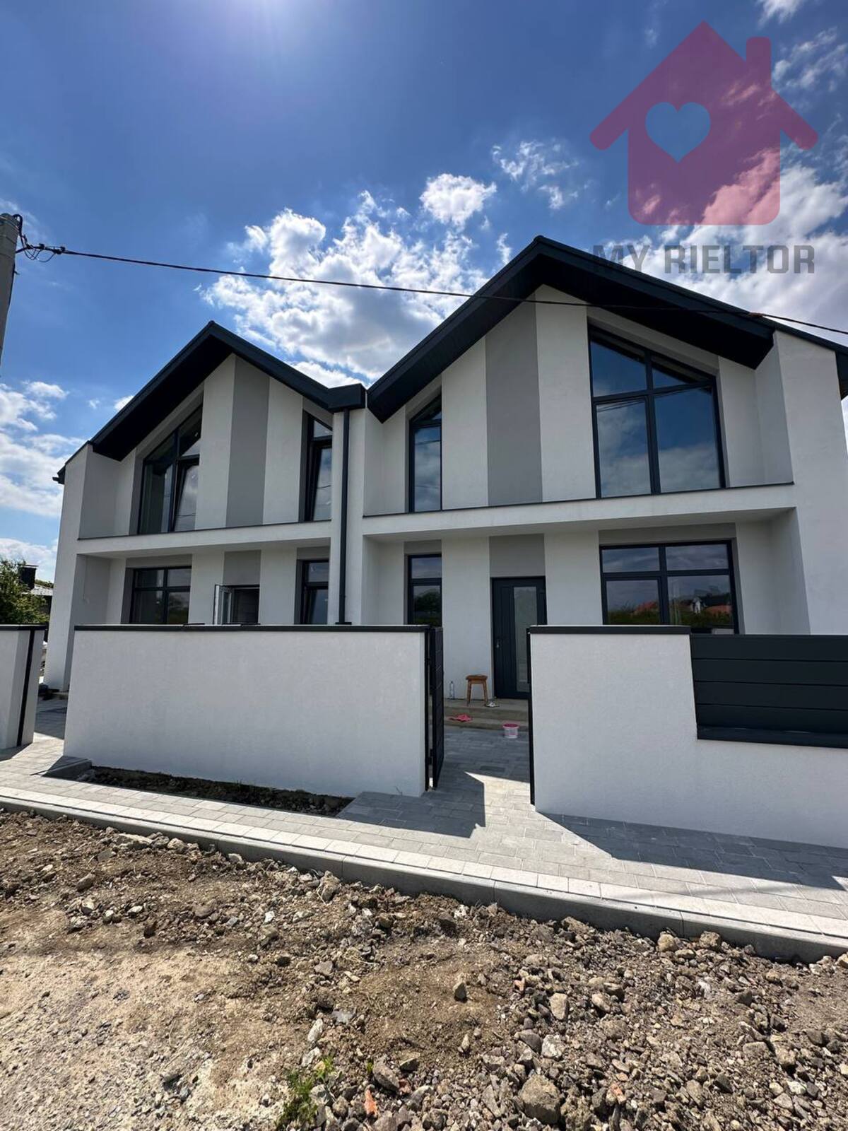 Продаж дуплексу мікрорайон Садовий! фото 1 Продаж дуплексу мікрорайон Садовий! фото 1