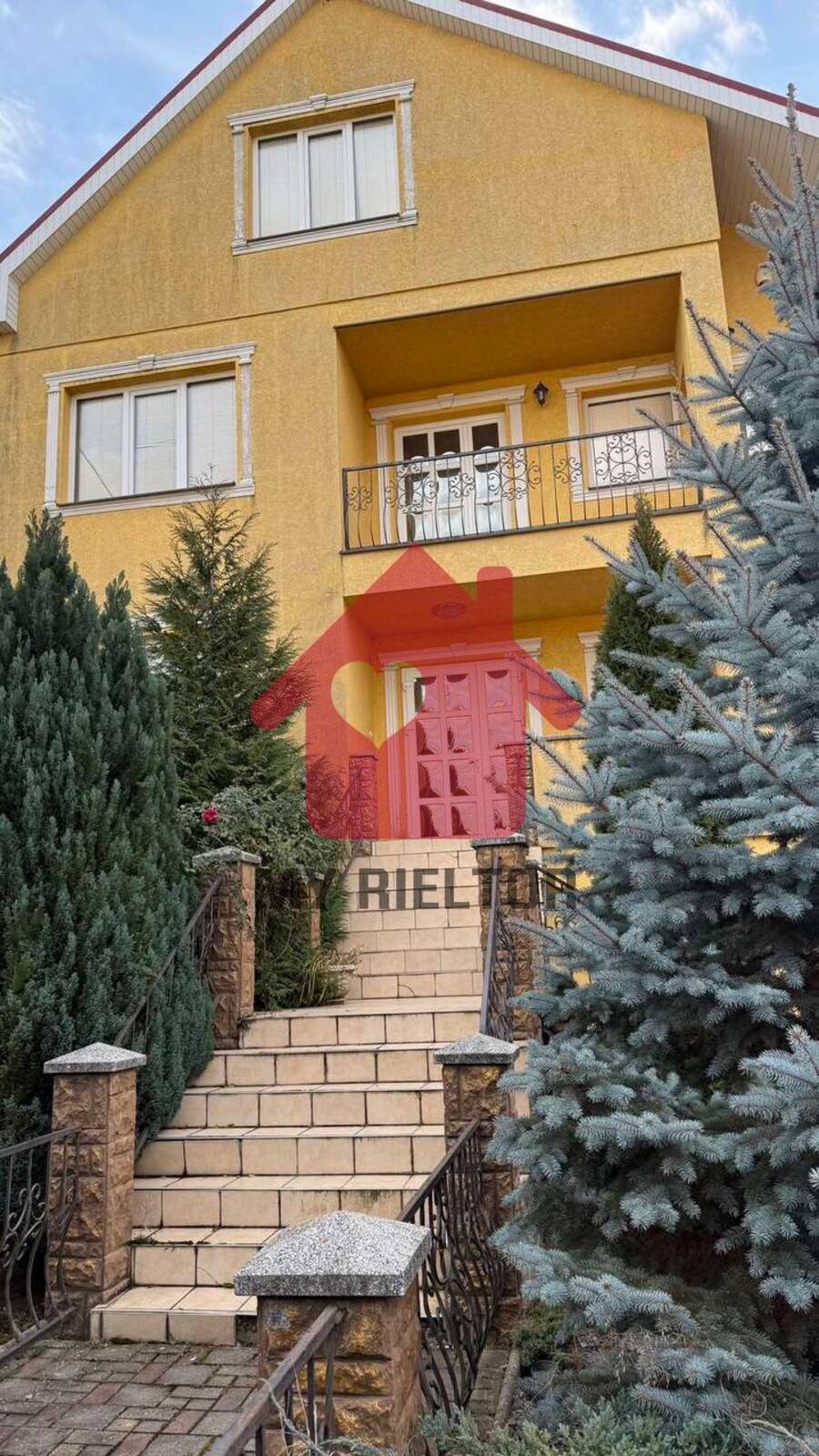 Продаж великого будинку в Сторожниці! фото 1 Продаж великого будинку в Сторожниці! фото 1