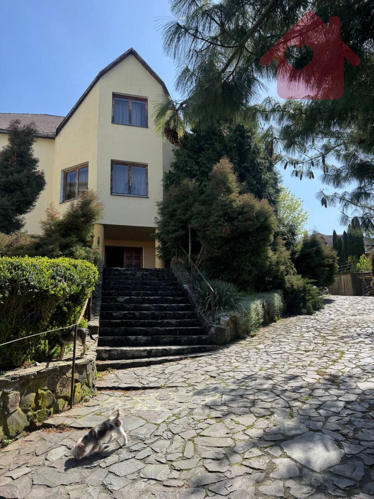 Продаж будинку неподалік центру! фото 1 Продаж будинку неподалік центру! фото 1