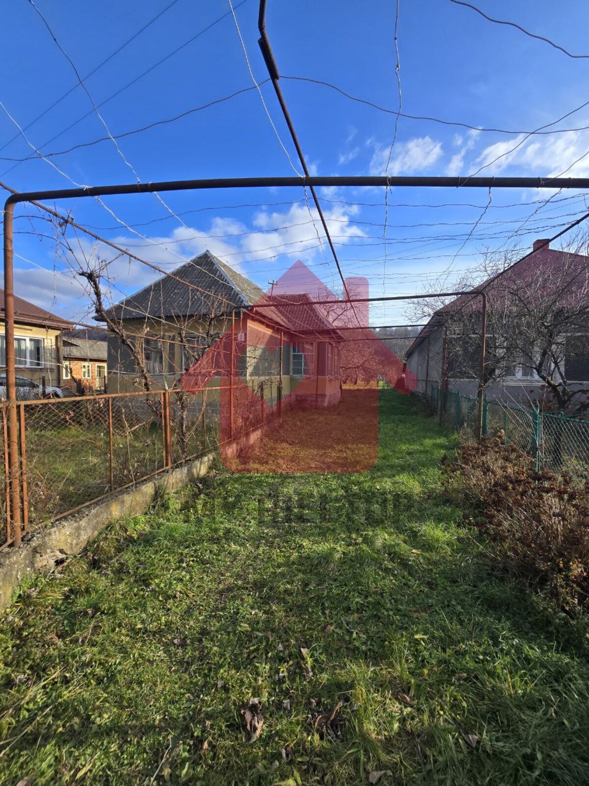 Продаж будинку під реконструкцію в Невицьке! фото 1 Продаж будинку під реконструкцію в Невицьке! фото 1