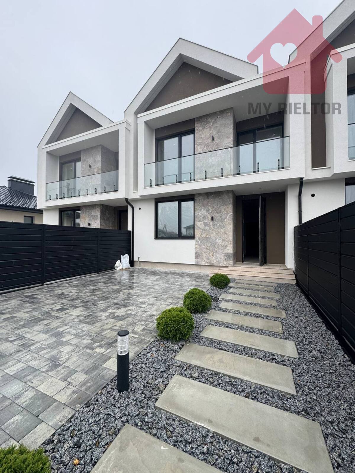 Продаж унікального газифікованого таунхаусу. фото 1 Продаж унікального газифікованого таунхаусу. фото 1