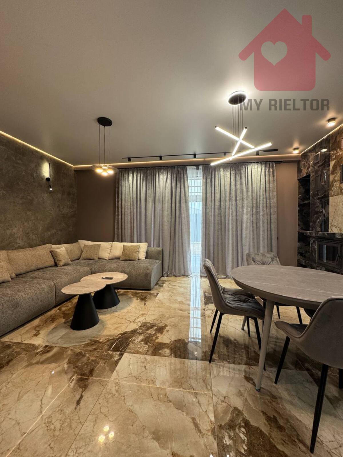 Продаж котеджу з сучасним дизайнерським ремонтом! фото 1 Продаж котеджу з сучасним дизайнерським ремонтом! фото 1