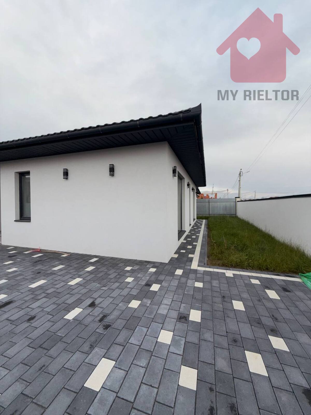 Продаж американки Сторожниця (район «Чарда») фото 1 Продаж американки Сторожниця (район «Чарда») фото 1