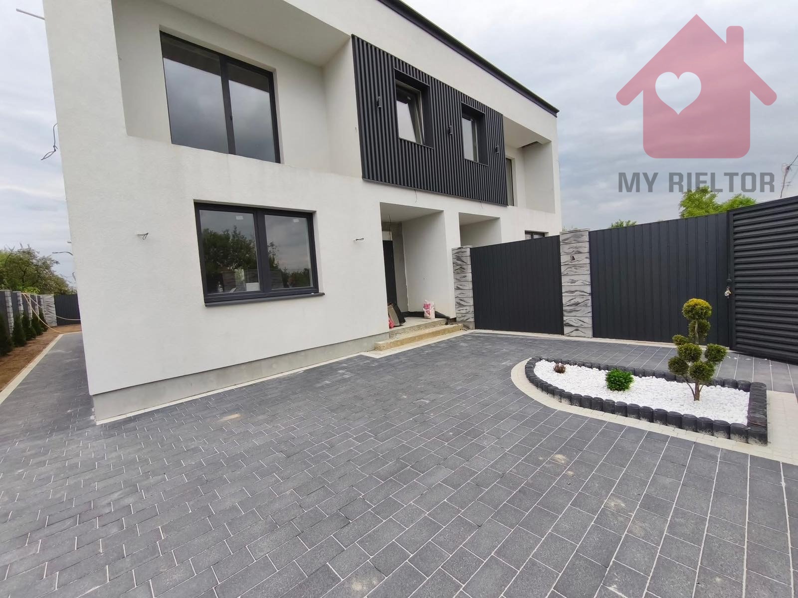 Продаж дуплекса район Садовий. фото 1 Продаж дуплекса район Садовий. фото 1