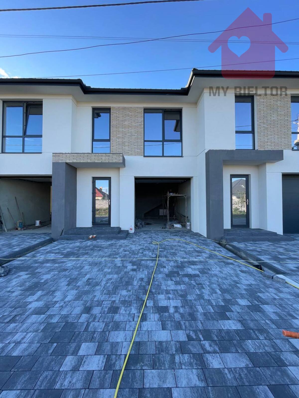 Продаж котеджів Минай! фото 1 Продаж котеджів Минай! фото 1