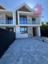 Продаж неймовірно стильного котеджу! фото 2 Продаж неймовірно стильного котеджу! фото 2