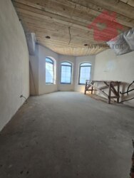 Продаж просторого будинку в Минаї! фото 7 Продаж просторого будинку в Минаї! фото 7