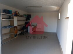 Продаж добротного просторого будинку на околиці Ужгорода фото 12 Продаж добротного просторого будинку на околиці Ужгорода фото 12