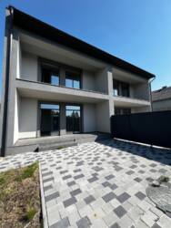 Продаж сучасного 2-поверхового таунхауса з ділянкою в Павшино! фото 5 Продаж сучасного 2-поверхового таунхауса з ділянкою в Павшино! фото 5