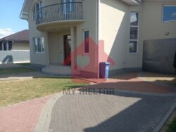 Продаж добротного просторого будинку на околиці Ужгорода фото 9 Продаж добротного просторого будинку на околиці Ужгорода фото 9