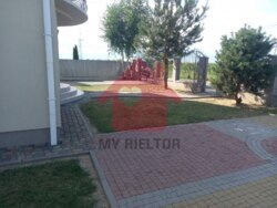 Продаж добротного просторого будинку на околиці Ужгорода фото 7 Продаж добротного просторого будинку на околиці Ужгорода фото 7