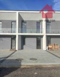 Продаж котеджу в м-н Садовий! фото 2 Продаж котеджу в м-н Садовий! фото 2