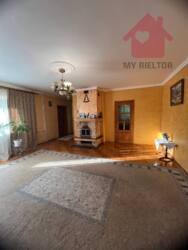 Продаж просторого двоповерхового будинку біля лісу та каналу! фото 4 Продаж просторого двоповерхового будинку біля лісу та каналу! фото 4