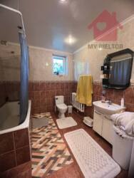 Продаж просторого двоповерхового будинку біля лісу та каналу! фото 25 Продаж просторого двоповерхового будинку біля лісу та каналу! фото 25