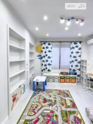 Продаж сучасного будинку в центрі міста! фото 16 Продаж сучасного будинку в центрі міста! фото 16