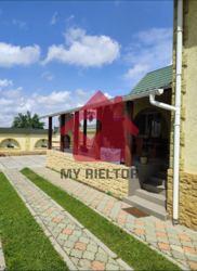 ЄОселя!Продаж неймовірно гарного будинку неподалік термальних басейнів фото 3 ЄОселя!Продаж неймовірно гарного будинку неподалік термальних басейнів фото 3