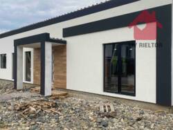 Продаж будинку з центральними комунікаціями! фото 1 Продаж будинку з центральними комунікаціями! фото 1