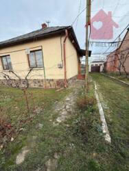 Продається будинок Закарпатська, Ужгород, Доманинці, Центральна фото 2 Продається будинок Закарпатська, Ужгород, Доманинці, Центральна фото 2