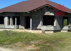 Продаж просторого цегляного будинку в Ужгороді фото 1 Продаж просторого цегляного будинку в Ужгороді фото 1