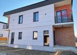 Продаж котеджу в мікрорайон Табла! фото 6 Продаж котеджу в мікрорайон Табла! фото 6