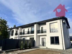 Продаж чудового котеджу Кінчеш фото 1 Продаж чудового котеджу Кінчеш фото 1