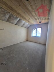 Продаж просторого будинку в Минаї! фото 11 Продаж просторого будинку в Минаї! фото 11