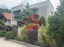 Шикарний будинок по вул Висока фото 1 Шикарний будинок по вул Висока фото 1