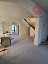 Продаж просторого будинку в Минаї! фото 19 Продаж просторого будинку в Минаї! фото 19