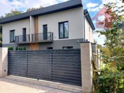 Продаж сучасного котеджу у тихому та спокійному місці! фото 8 Продаж сучасного котеджу у тихому та спокійному місці! фото 8