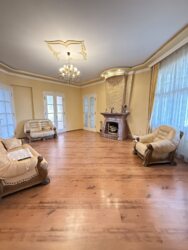 Житловий будинок + комерційне приміщення у самому серці міста! фото 4 Житловий будинок + комерційне приміщення у самому серці міста! фото 4