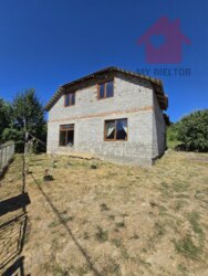 Продаж просторого будинку в с, Холмці фото 1 Продаж просторого будинку в с, Холмці фото 1