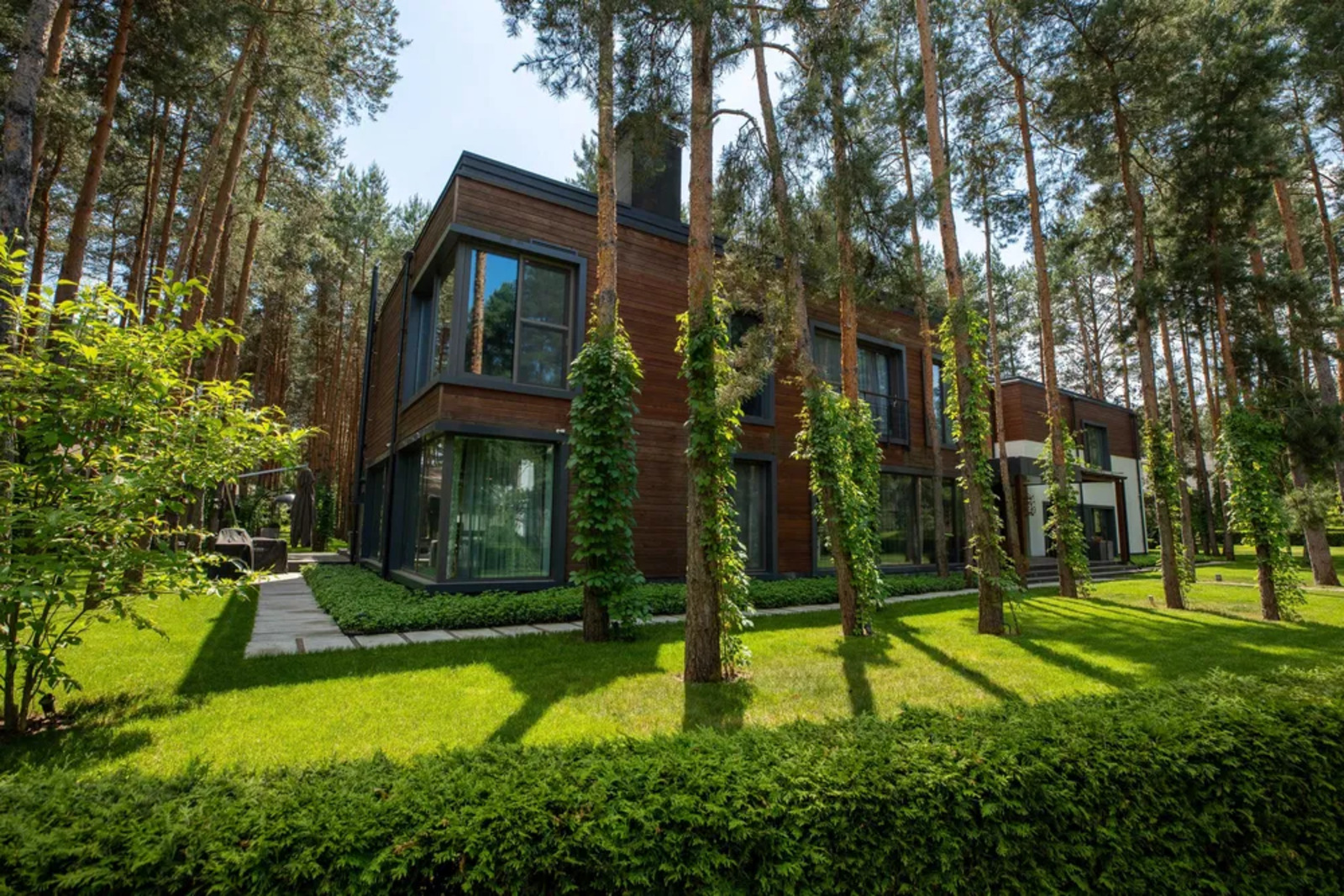 Продажа элитного дома 500 кв.м с ремонтом в КГ GoodLife Park, Вышгородский р-н, Хотяновка фото 1 Продажа элитного дома 500 кв.м с ремонтом в КГ GoodLife Park, Вышгородский р-н, Хотяновка фото 1