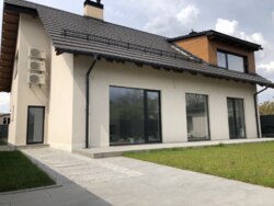 Будинок 290 м² з новим ремонтом в стилi LOFT та власним БОМБОСХОВИЩЕМ + САУНА, Київ, Соломенський р-н, Караваєві дачі, вул. Зелена фото 1 Будинок 290 м² з новим ремонтом в стилi LOFT та власним БОМБОСХОВИЩЕМ + САУНА, Київ, Соломенський р-н, Караваєві дачі, вул. Зелена фото 1