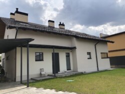 Будинок 290 м² з новим ремонтом в стилi LOFT та власним БОМБОСХОВИЩЕМ + САУНА, Київ, Соломенський р-н, Караваєві дачі, вул. Зелена фото 2 Будинок 290 м² з новим ремонтом в стилi LOFT та власним БОМБОСХОВИЩЕМ + САУНА, Київ, Соломенський р-н, Караваєві дачі, вул. Зелена фото 2