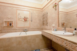 Продажа элитного дома 340 кв.м + гостевой дом 250 кв.м + 31 соток, cосновый лес + выход на воду, КГ Бобры, Вышгородский р-н, c. Хотяновка фото 15 Продажа элитного дома 340 кв.м + гостевой дом 250 кв.м + 31 соток, cосновый лес + выход на воду, КГ Бобры, Вышгородский р-н, c. Хотяновка фото 15