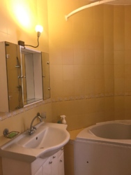 Продаж 3-поверхового будинку 438 кв.м з ремонтом та меблями біля р. Дніпро, 2 лінія, Оболонь - Чорнобилець фото 18 Продаж 3-поверхового будинку 438 кв.м з ремонтом та меблями біля р. Дніпро, 2 лінія, Оболонь - Чорнобилець фото 18